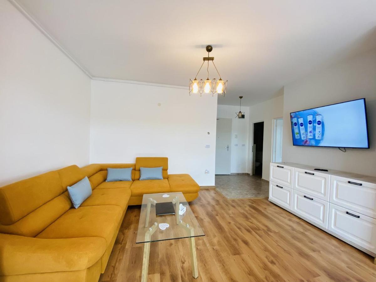 Deluxe Apartment With Balcony And Private Parking In Colvmna Residence Клуж-Напока Экстерьер фото