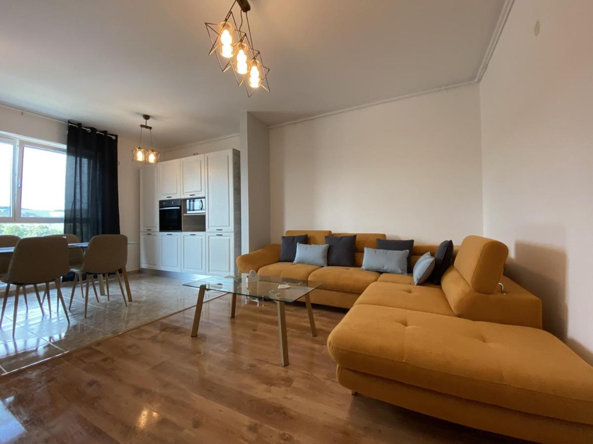 Deluxe Apartment With Balcony And Private Parking In Colvmna Residence Клуж-Напока Экстерьер фото